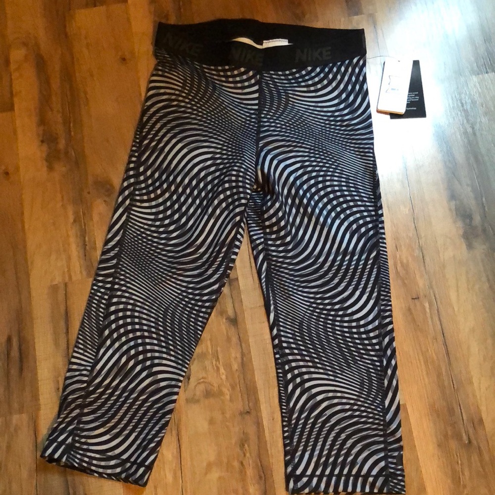 Nike leggings